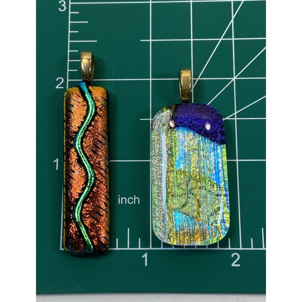 2 Dichroic Glass Pendants Orange Green Blues Craft Jewelry Making - Picture 4 of 4